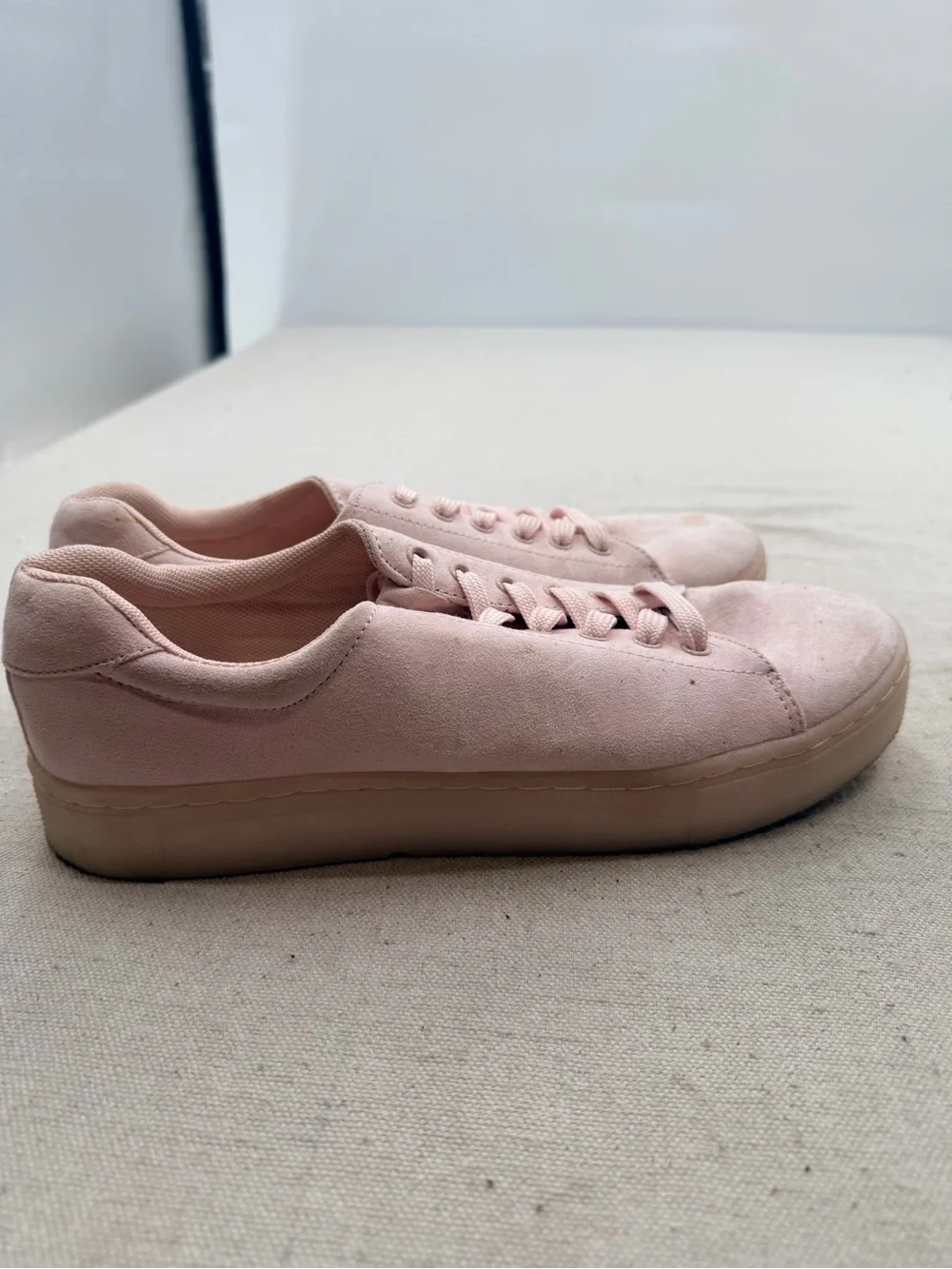 H&M Women's Light Pink Canvas Lace-Up Sneakers